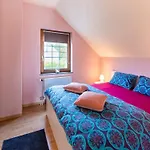 Ferienhaus With Hot Tub In Vielsalm