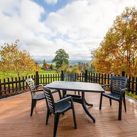 With Garden Terrace And Jacuzzi In Season In Holiday home