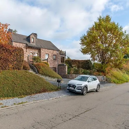Vakantiehuis With Garden Terrace And Jacuzzi In Season In *