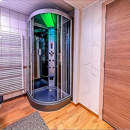 Σπίτι διακοπών With Hot Tub In