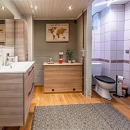 With Hot Tub In Σπίτι διακοπών *